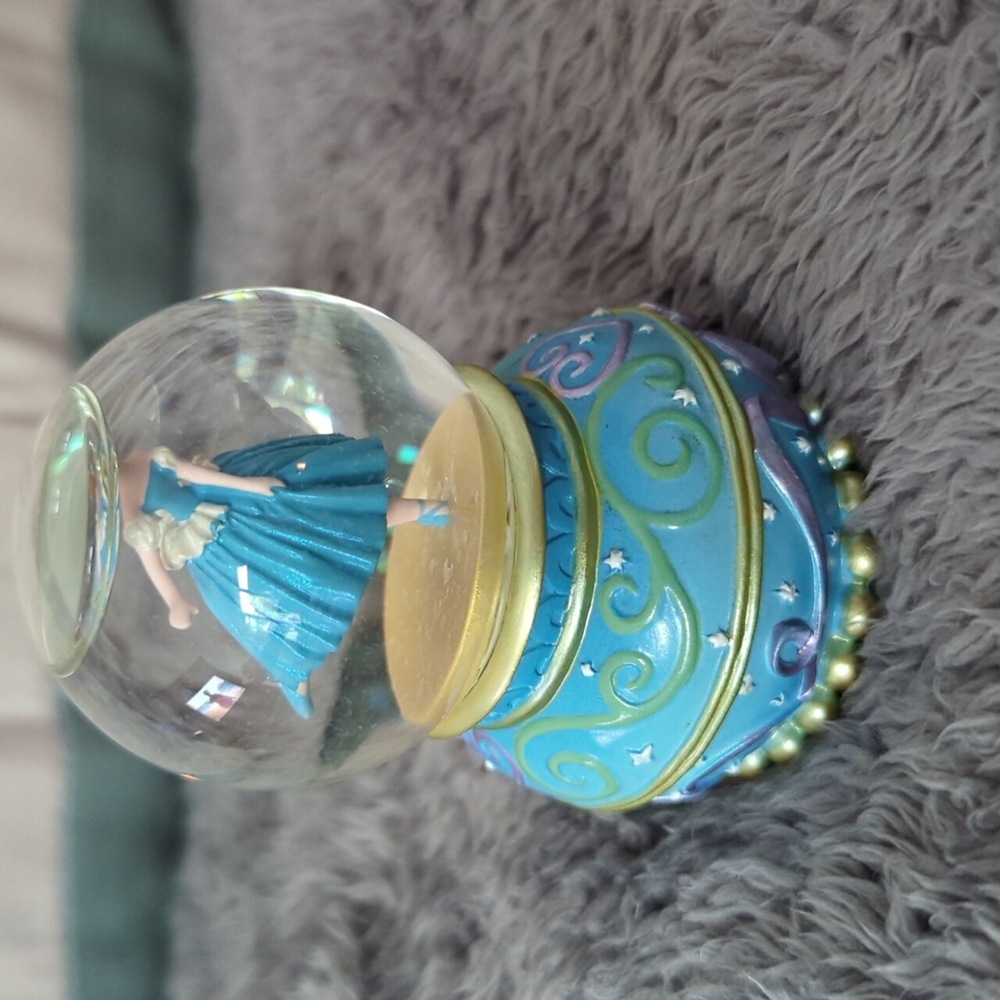 Cinderella Mini Walt Disney Snow Globe vintage rare 3" snowglobe